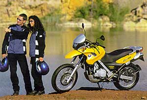 bikermoter.jpg (14941 bytes)