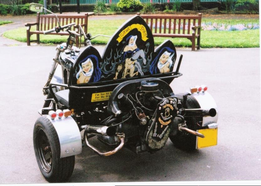 gothback.jpg (106822 bytes)