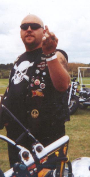 upyours2.jpg (23797 bytes)